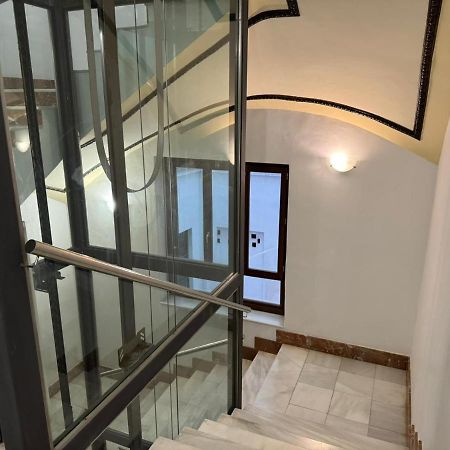 Mr Apartamentos Кордоба Екстериор снимка